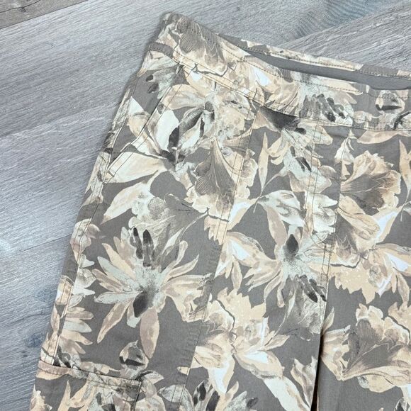 Chicos Tropical Print Crop Cargo Pants Tan Yellow XS 2 Cotton Twill Pull On - Picture 5 of 13